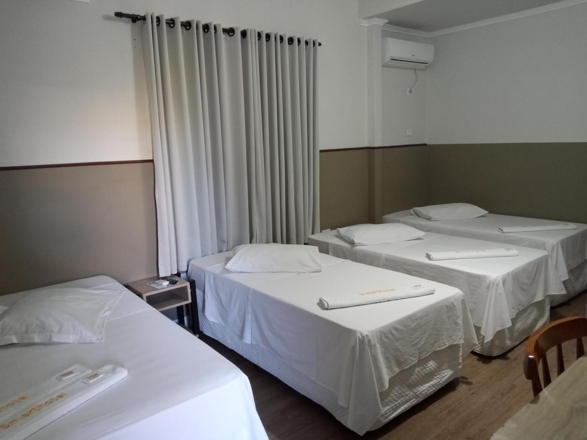 Smart Hotel Registro  Zimmer foto